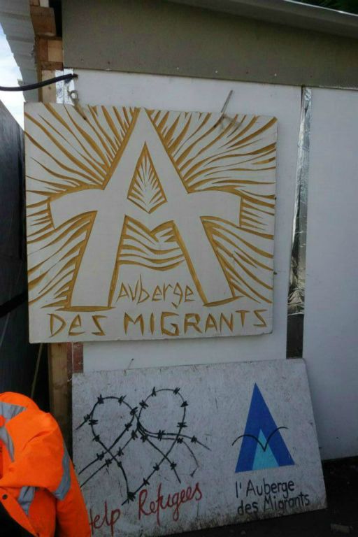Arrivée à l'Auberge des Migrants à Calais